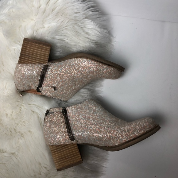 Urban Outfitters Cooperative Ariel Ankle Boots - Picture 5 of 7